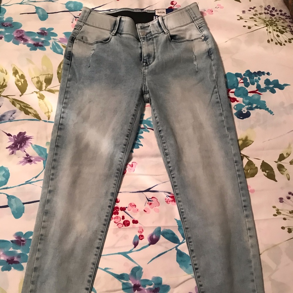 Ankle jeans
